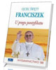 Ojciec Święty Franciszek. U progu - okładka książki